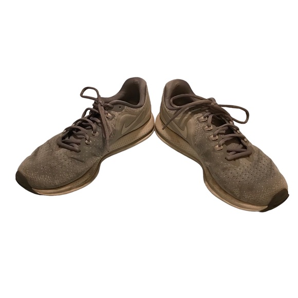 Nike Other - Nike Zoom Men’s Running Sneaker Size 9